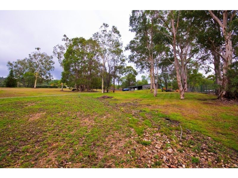 9 Brixton Court, Tallai QLD 4213