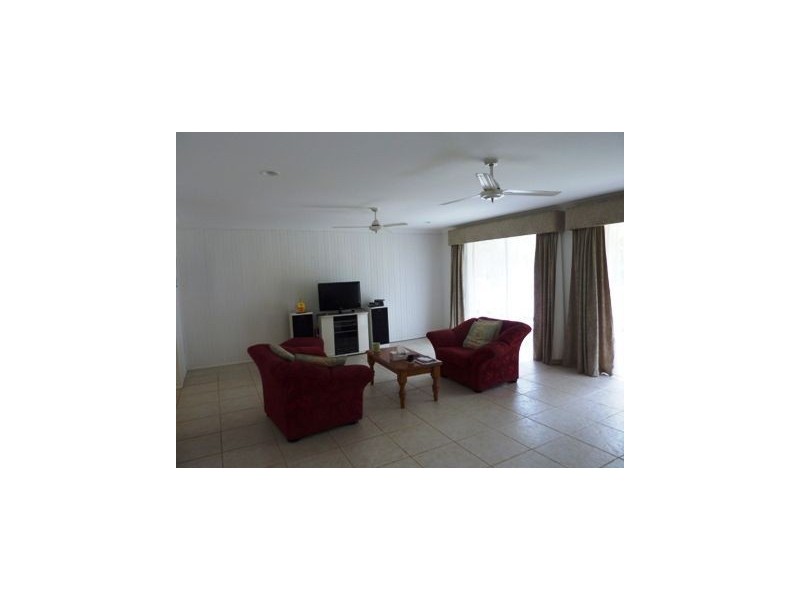 13 Jakes Way, Worongary QLD 4213