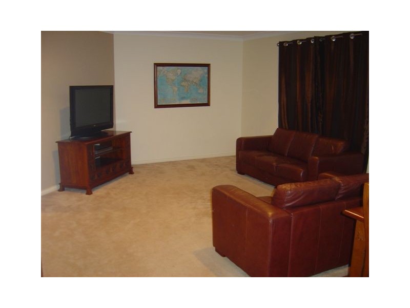 6 Goldwater Drive, Robina QLD 4226