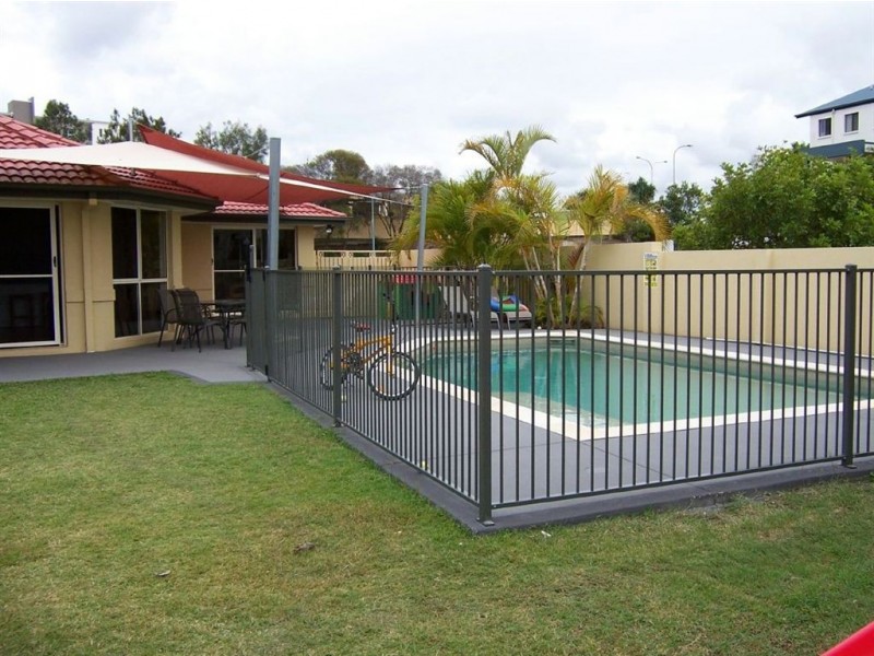 6 Goldwater Drive, Robina QLD 4226