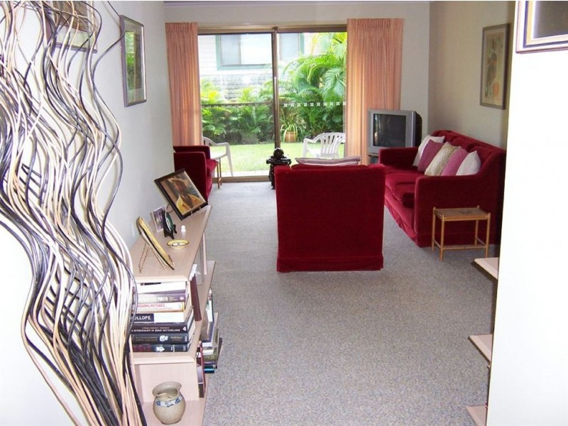 4/67 Mitchell Avenue, Currumbin QLD 4223