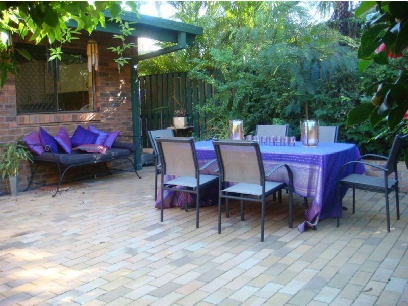 11/111 Salerno Street, Surfers Paradise QLD 4217