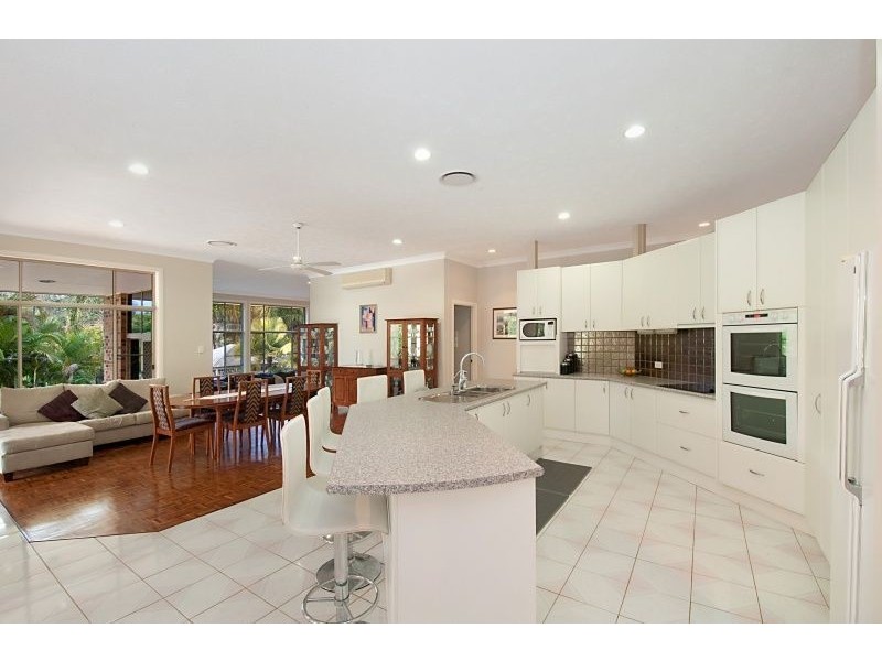 73 Teasdale Drive, Nerang QLD 4211