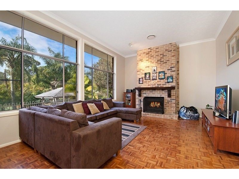 73 Teasdale Drive, Nerang QLD 4211