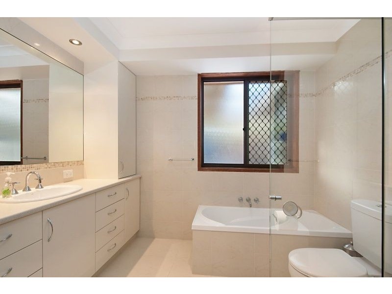 7 Harry Mills Drive, Worongary QLD 4213