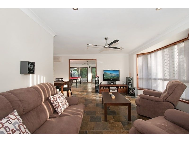 7 Harry Mills Drive, Worongary QLD 4213