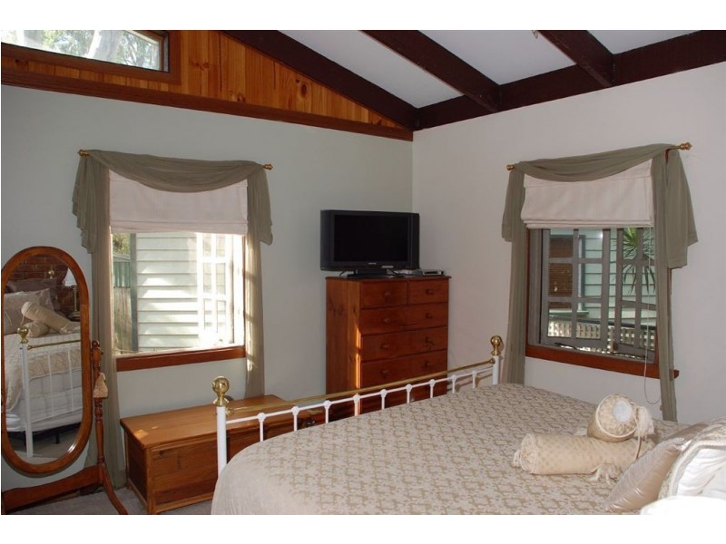 17 Marrantin Court, Carrara QLD 4211