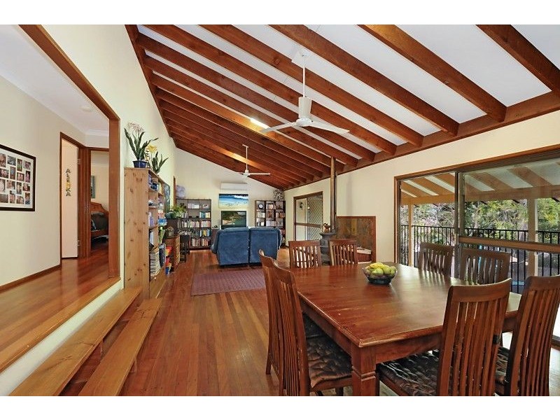 5 Universe Court, Mudgeeraba QLD 4213