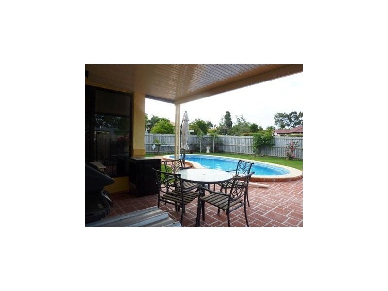 30 Wiltshire Drive, Mudgeeraba QLD 4213