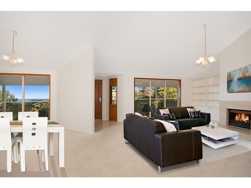113 Chesterfield Drive, Bonogin QLD 4213