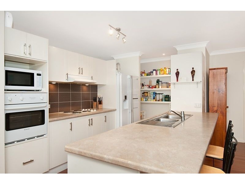 18 Lambor Drive, Mudgeeraba QLD 4213