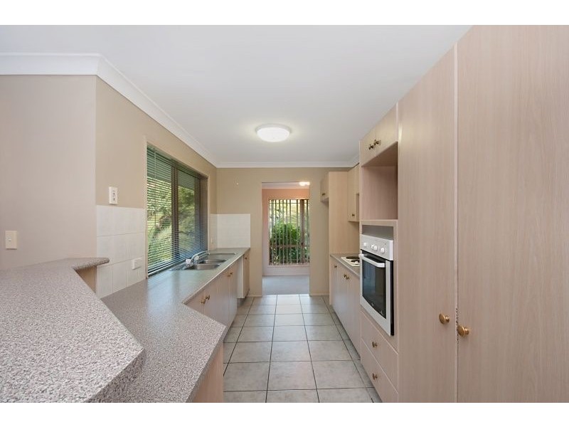 27 Hidden Valley Road, Bonogin QLD 4213