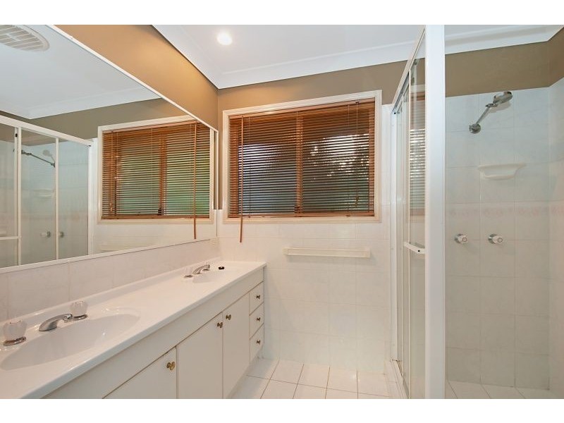 27 Hidden Valley Road, Bonogin QLD 4213