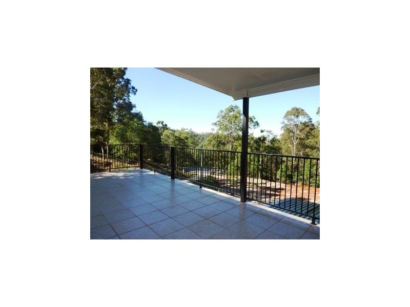 132 Narrow Leaf Road, Advancetown QLD 4211