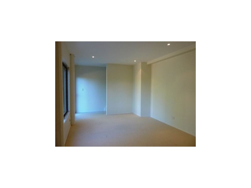 132 Narrow Leaf Road, Advancetown QLD 4211