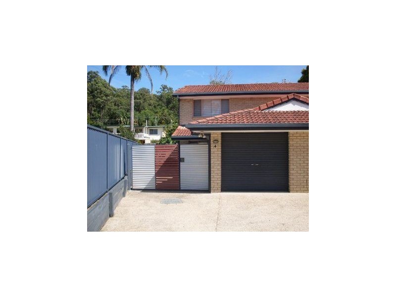 4/11 Railway Street, Mudgeeraba QLD 4213