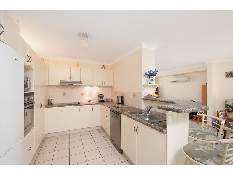 5 Madeline Street, Mudgeeraba QLD 4213