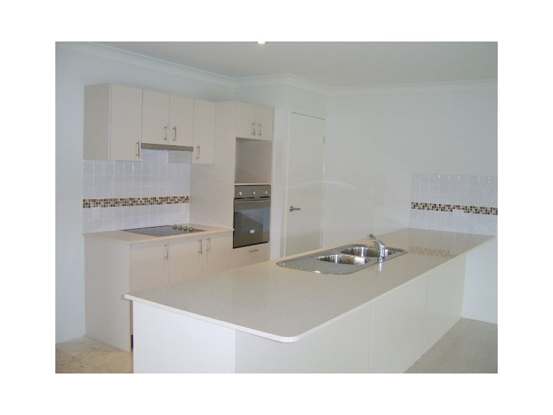 3 Caprice Street, Bonogin QLD 4213