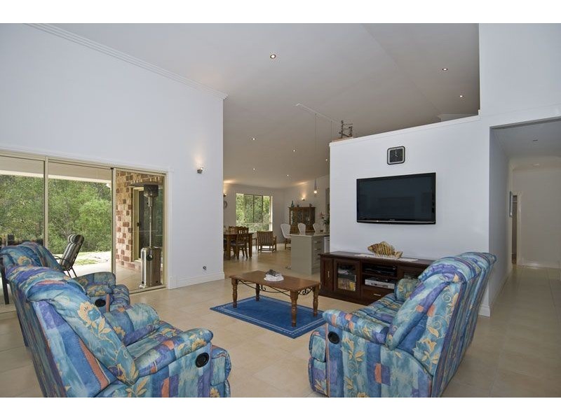 5 Charland Court, Worongary QLD 4213
