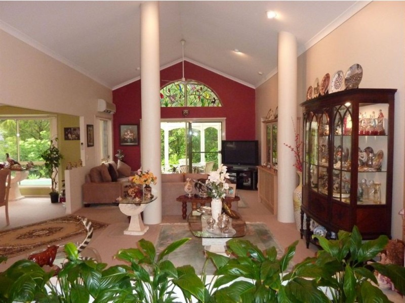 1 Strike Way, Mudgeeraba QLD 4213