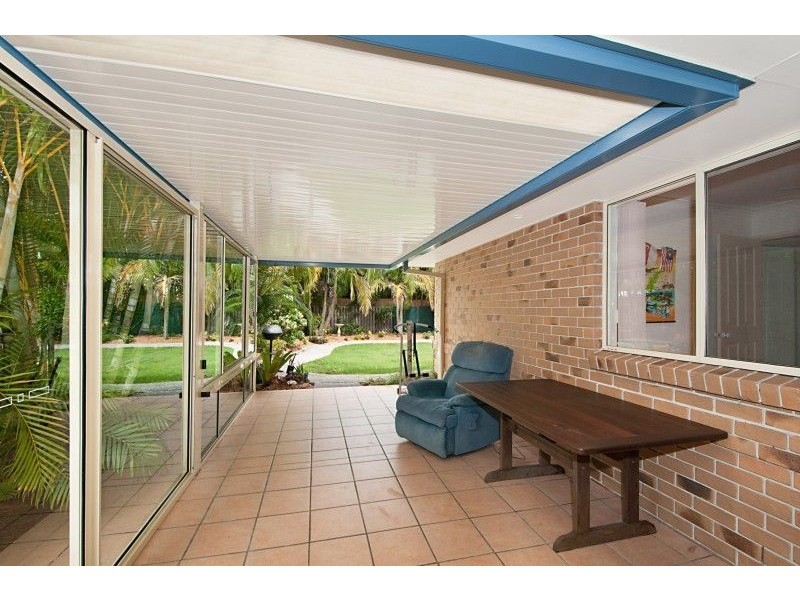 72 Swanton Drive, Mudgeeraba QLD 4213