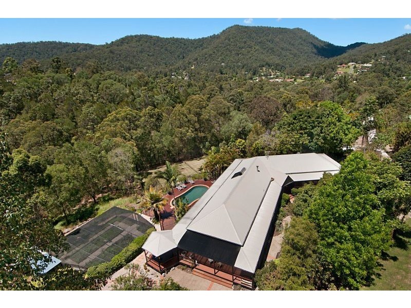 511 Bonogin Road, Bonogin QLD 4213