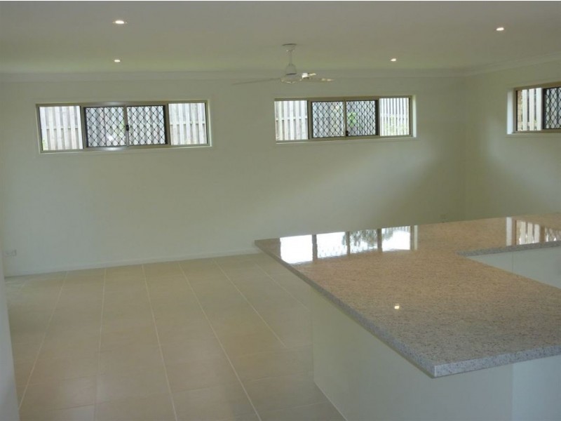 23 Angelia Lane, Merrimac QLD 4226