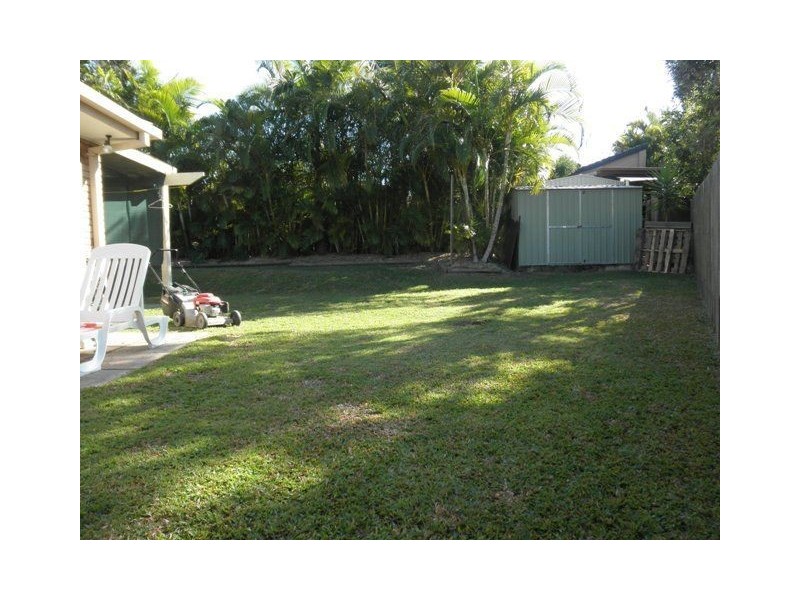 2 Birdsville Street, Mudgeeraba QLD 4213