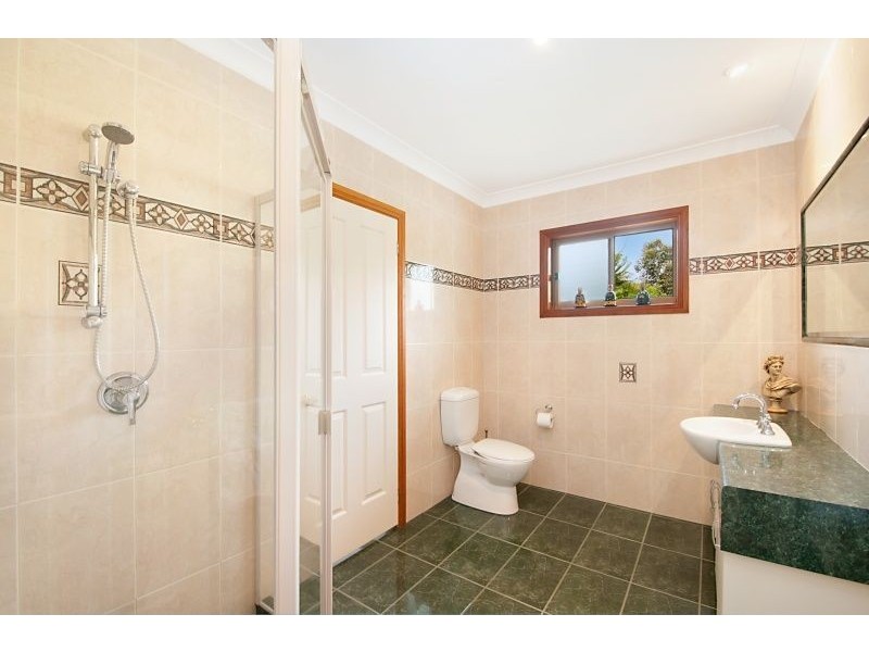 72 Brackenfield Court, Bonogin QLD 4213