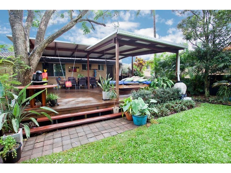 19 Paradise Street, Nerang QLD 4211