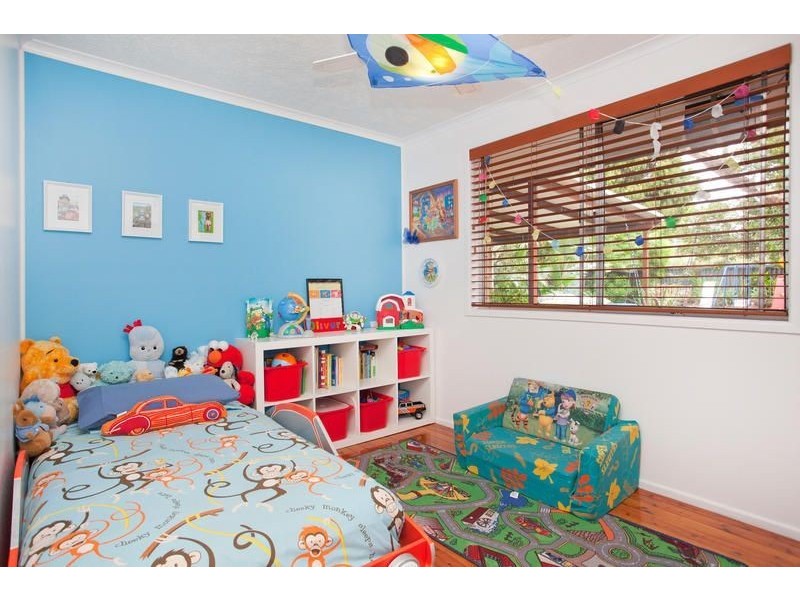 19 Paradise Street, Nerang QLD 4211