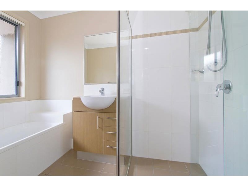 4 Kershan Street, Mudgeeraba QLD 4213