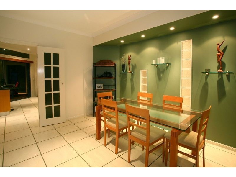 2 Riverlilly Street, Reedy Creek QLD 4227