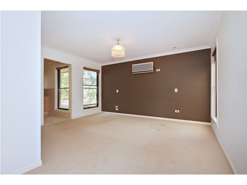 69a Bonogin Road, Mudgeeraba QLD 4213