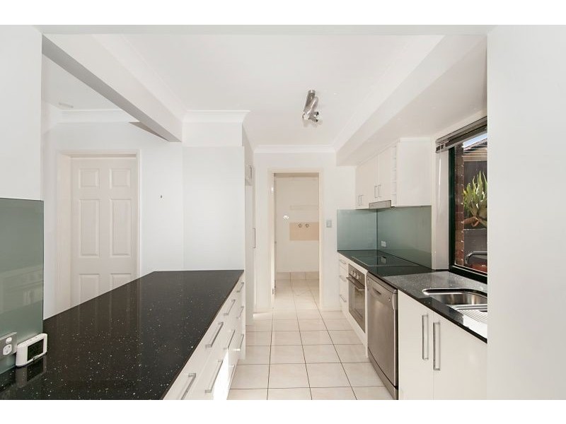 3/3 Karri Court, Burleigh Waters QLD 4220