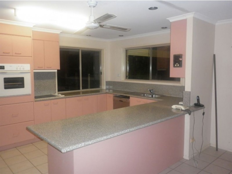 52 Coorumbene Drive, Tallai QLD 4213