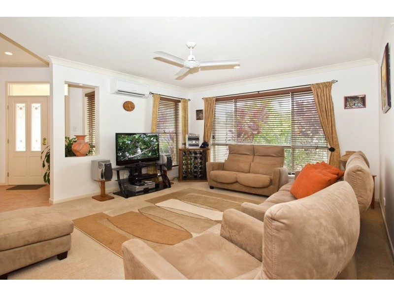 3 Ellis Drive, Mudgeeraba QLD 4213