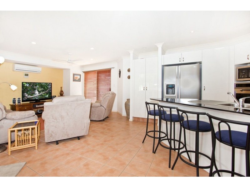 3 Ellis Drive, Mudgeeraba QLD 4213