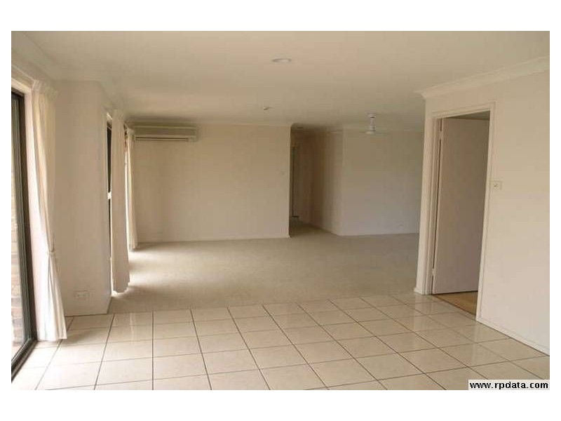 219 Worongary Road, Tallai QLD 4213