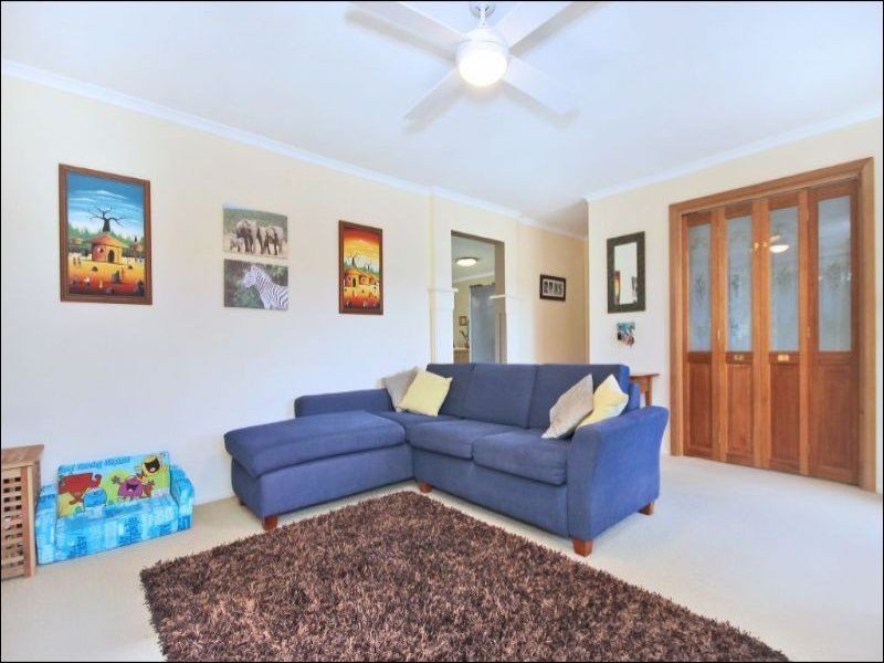 9 Quince Place, Bonogin QLD 4213