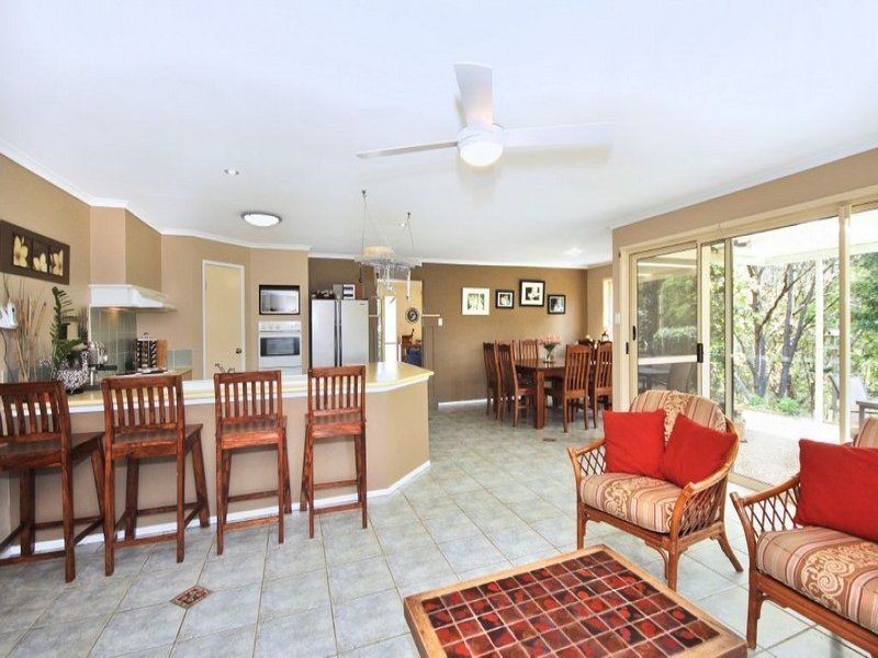 9 Quince Place, Bonogin QLD 4213