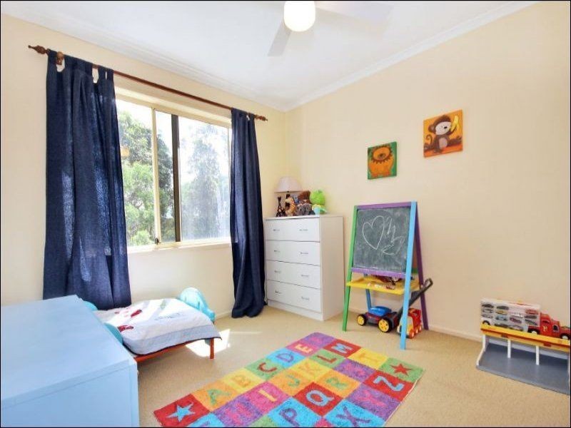 9 Quince Place, Bonogin QLD 4213