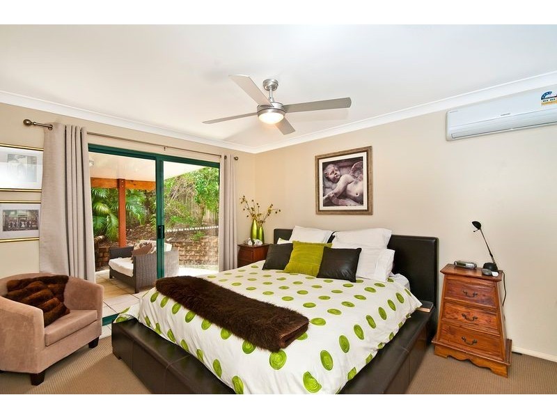 22 Shepton Crescent, Mudgeeraba QLD 4213