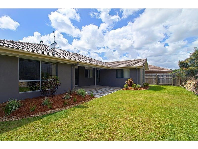 4 Kershan Street, Mudgeeraba QLD 4213
