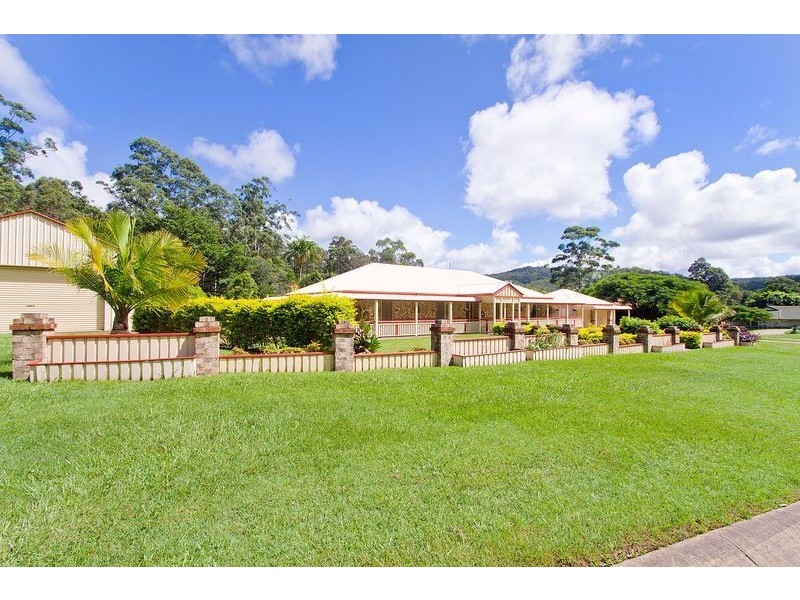 33 White Ash Road, Bonogin QLD 4213