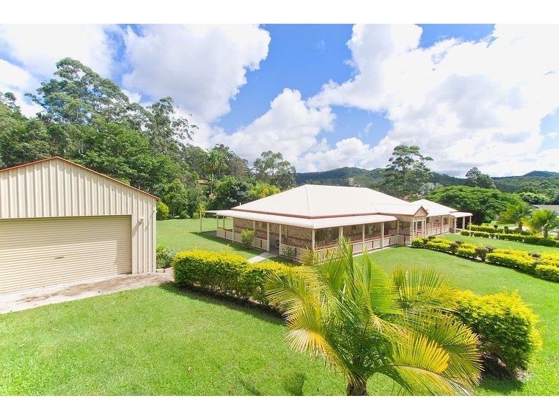 33 White Ash Road, Bonogin QLD 4213