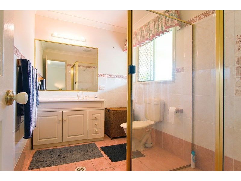 33 White Ash Road, Bonogin QLD 4213