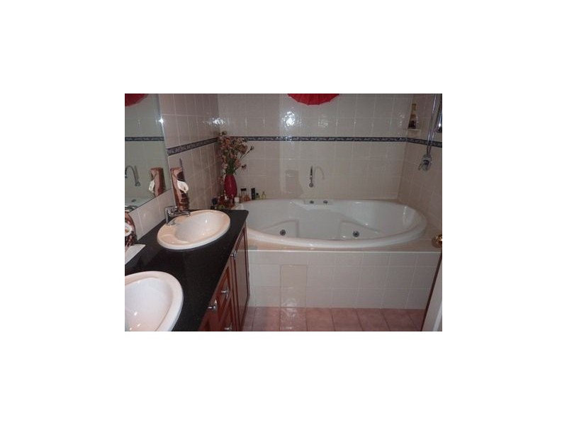 160 The Panorama, Tallai QLD 4213