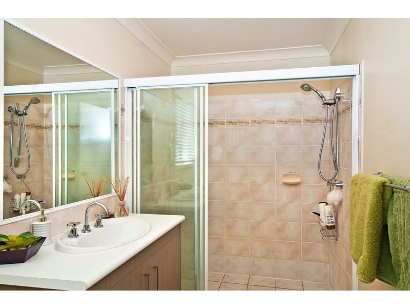 22 Shepton Crescent, Mudgeeraba QLD 4213