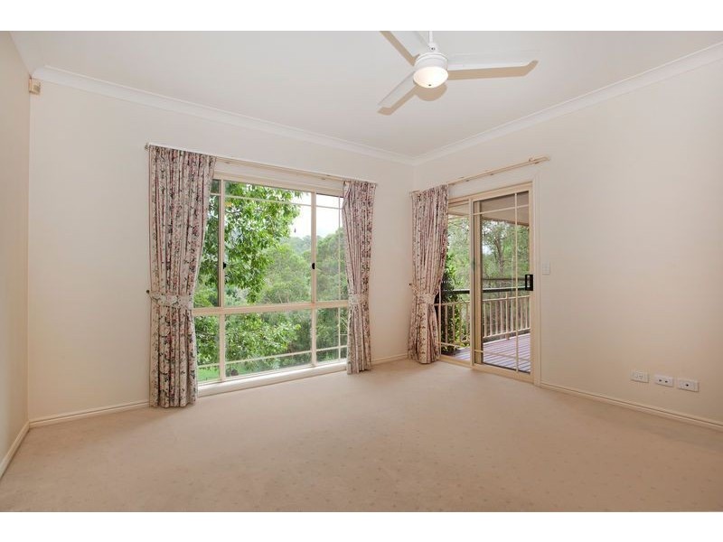 15 Aylesham Drive, Bonogin QLD 4213